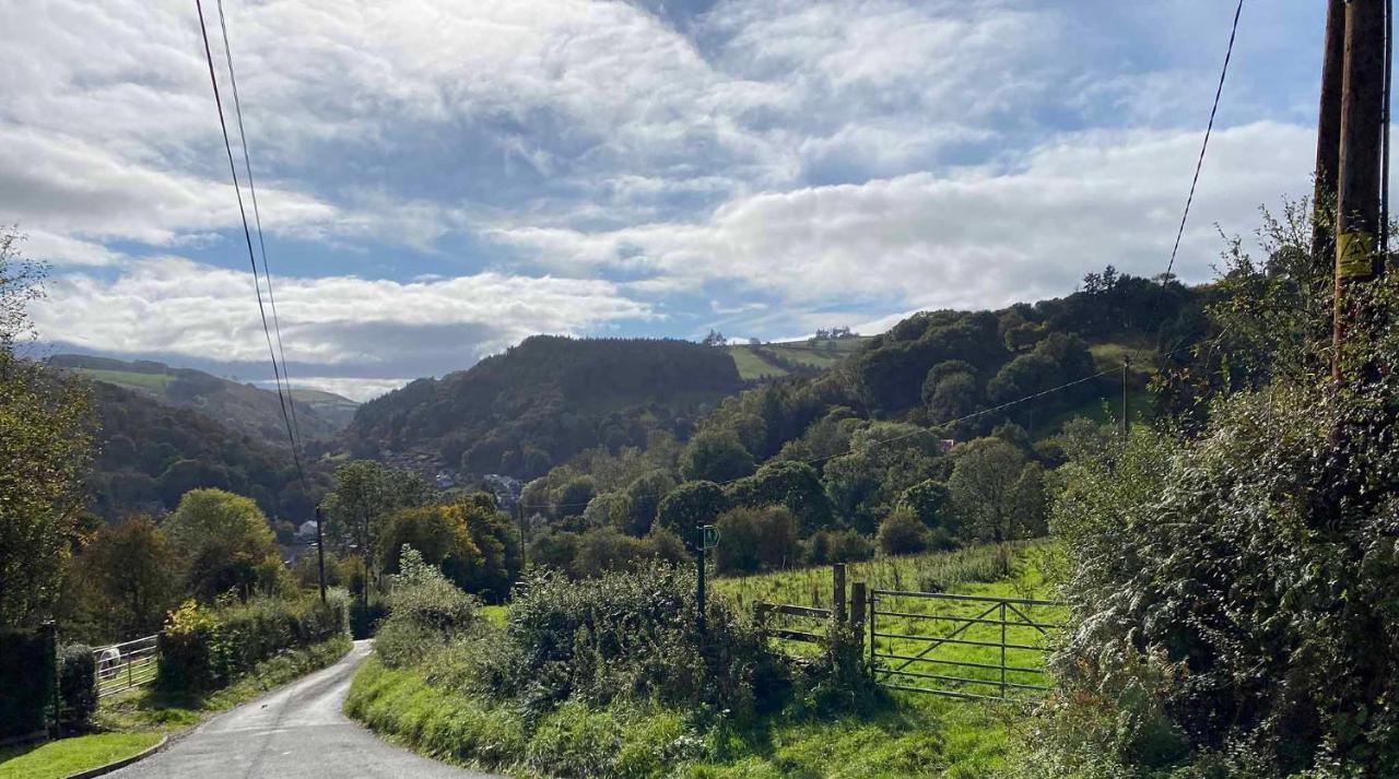 Llansantffraid Glyn Ceiriog Oyo Glyn Valley Hotel מראה חיצוני תמונה