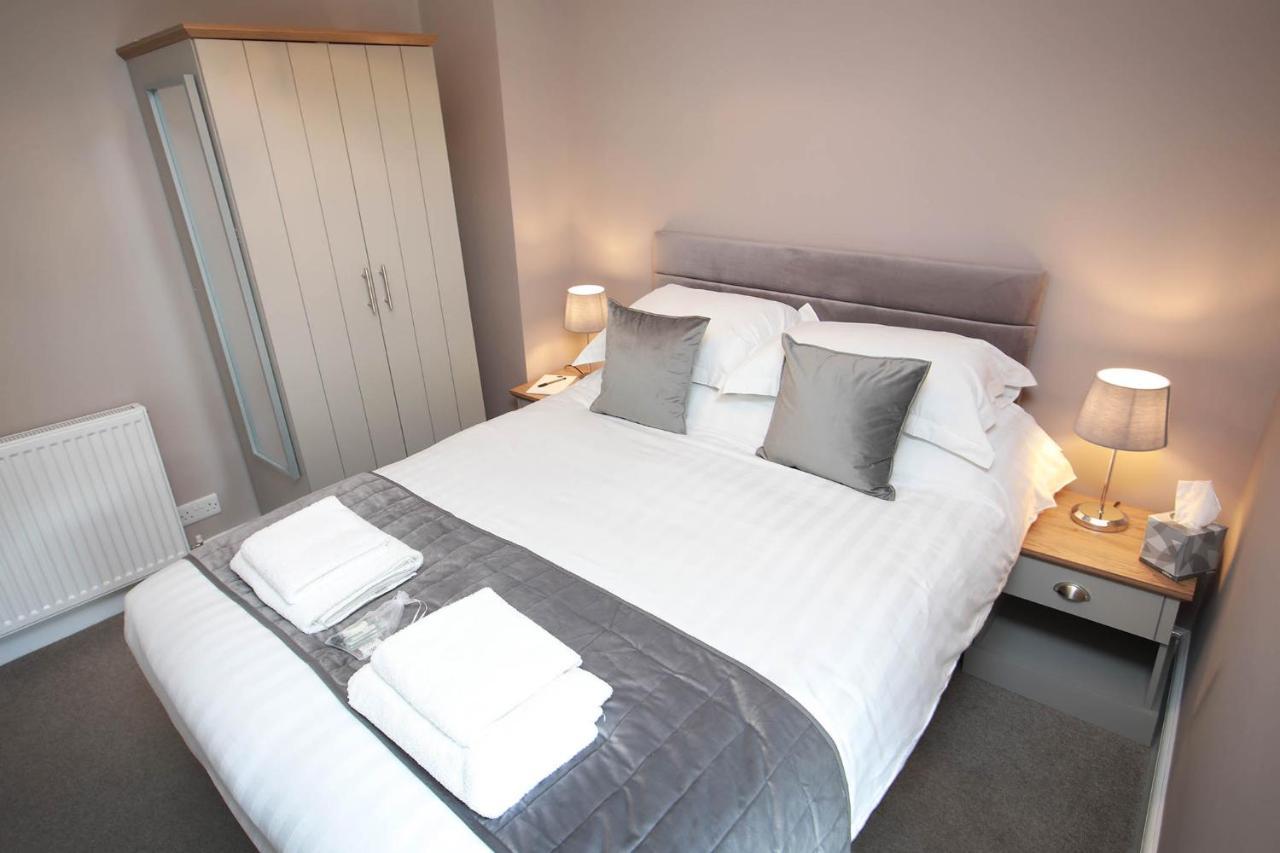 Llansantffraid Glyn Ceiriog Oyo Glyn Valley Hotel מראה חיצוני תמונה