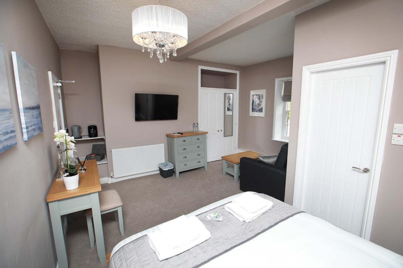 Llansantffraid Glyn Ceiriog Oyo Glyn Valley Hotel מראה חיצוני תמונה