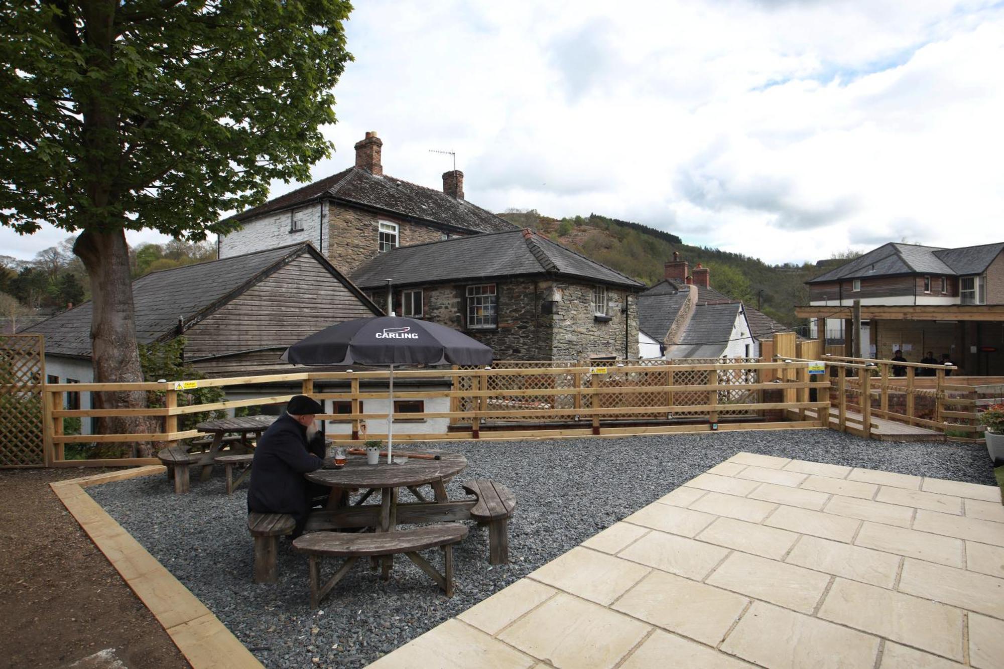 Llansantffraid Glyn Ceiriog Oyo Glyn Valley Hotel מראה חיצוני תמונה