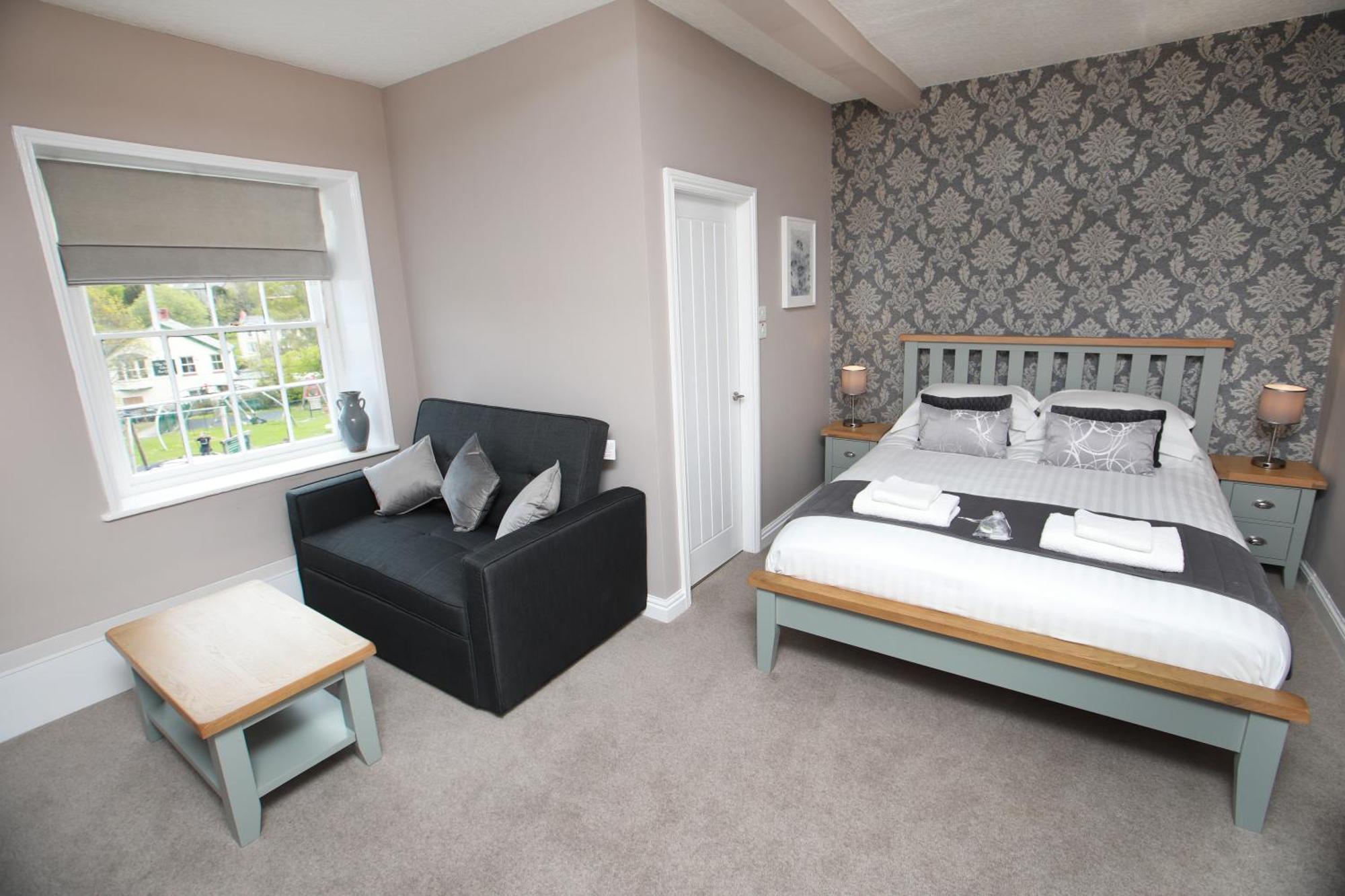 Llansantffraid Glyn Ceiriog Oyo Glyn Valley Hotel מראה חיצוני תמונה